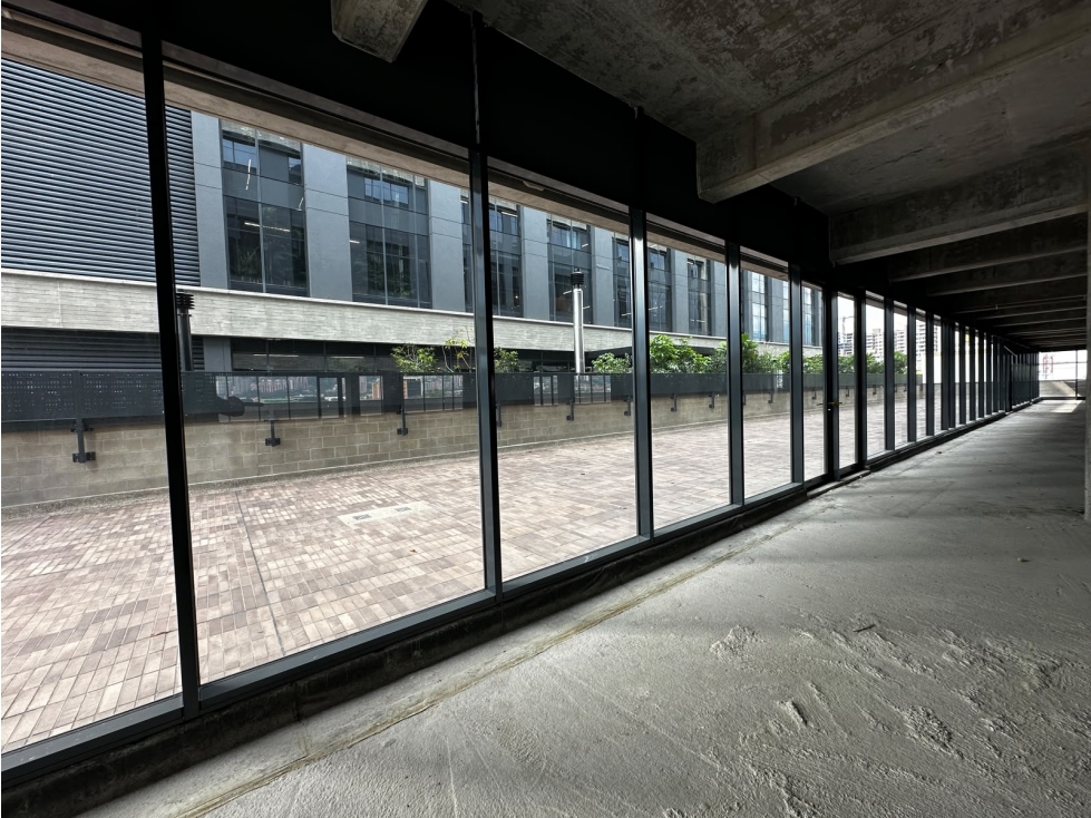 Oficinas en Obra Gris en Arriend o en Envigado Antioquia — foto 5