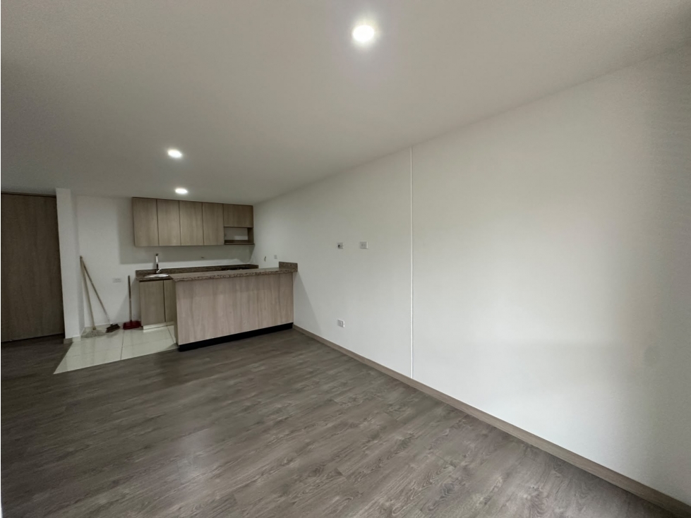 apartamento en arriendo en sabaneta sector la doctora - 5