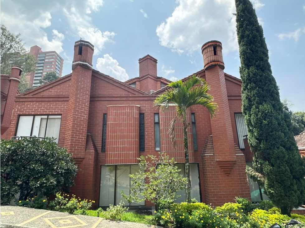 Casa en Venta en Medellin el Poblado sector cola del zorro