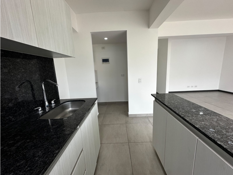 Arriendo apartamento en sabaneta Antioquia sector las lomitas — foto 3