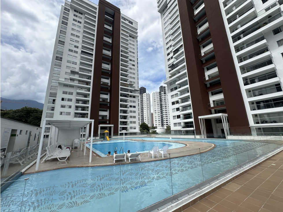 Apartamento en venta en Suramérica Itagüí zona plana