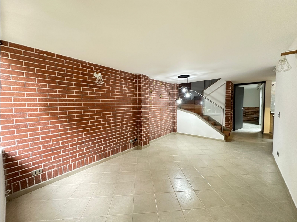 Casa en Venta en Itagüí Suramérica precio de oportunidad — foto 2