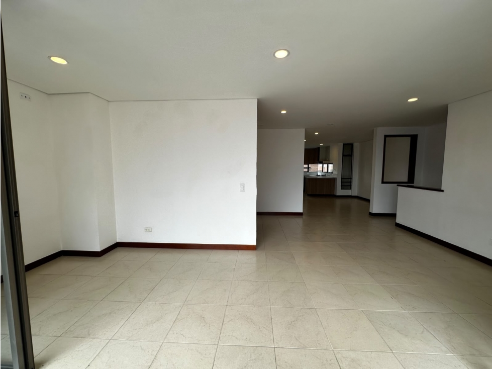 Apartamento en Arriendo en el Poblado sector Alejandría — foto 5