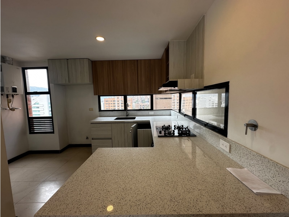 Apartamento en Arriendo en el Poblado sector Alejandría — foto 6