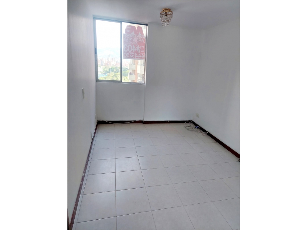 APARTAMENTO EN VENTA EN LAURELES SECTOR COLORES — foto 5