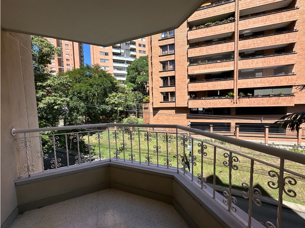 Arriendo apartamento en el poblado Medellín — foto 6