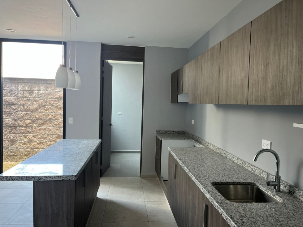 Casa en venta a unos pasos de cerro zapotecas en Cholula - 5