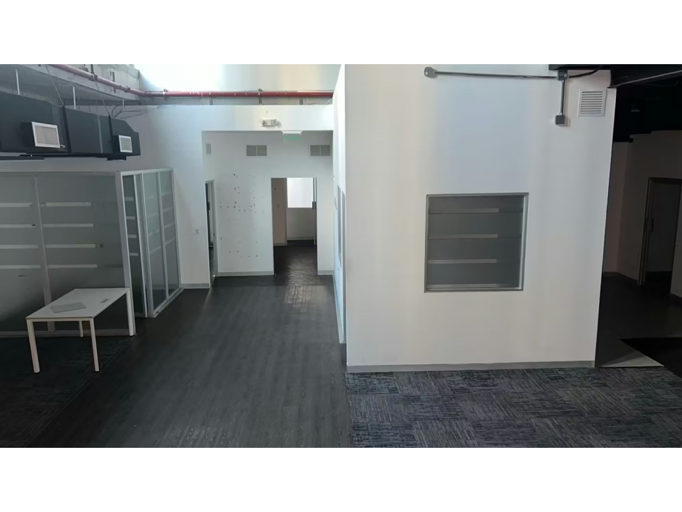 Oficina en Alquiler en San Francisco | 297m² con Múltiples Espacios
