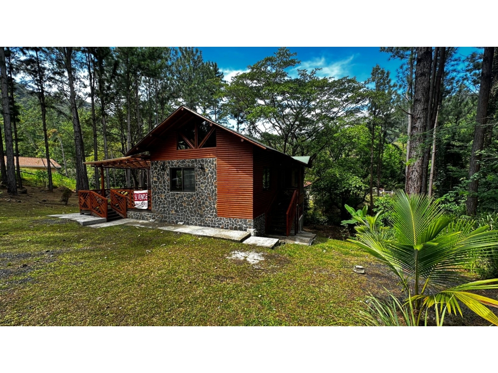 Vendo Residencia Altos del Maria