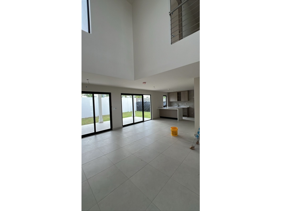 Vendo Hermosa Casa ubicada en Costa Sur-Costa Linda Mod. Villanova — foto 4