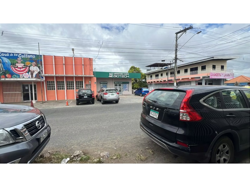 Casa en venta en La Chorrera | 302 m² frente a vía principal — foto 6