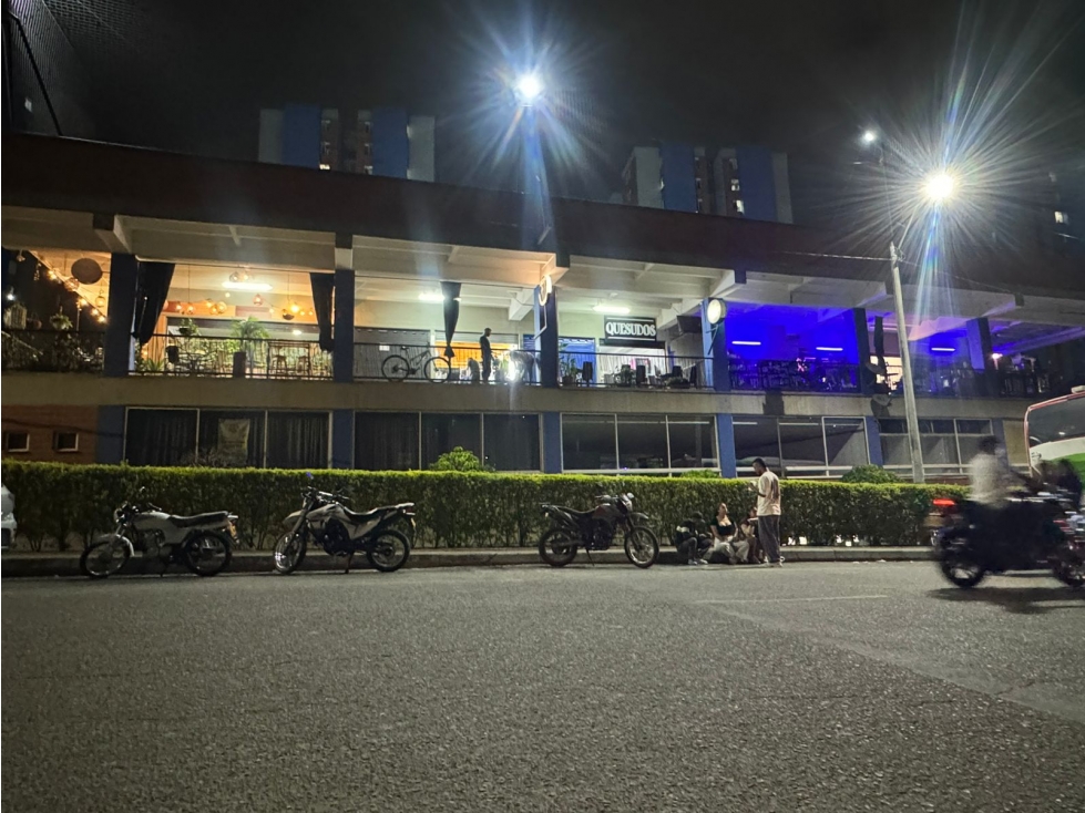 local mall Comercial Paisajes — foto 4