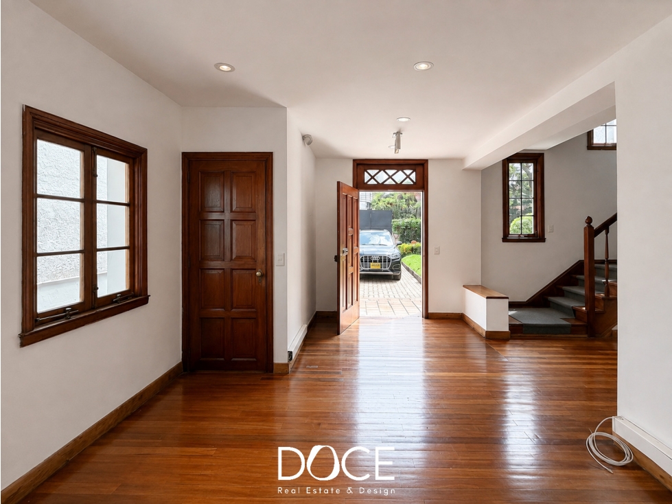 CASA COMERCIAL PARA OFICINAS EN ARRIENDO | EL NOGAL — foto 2