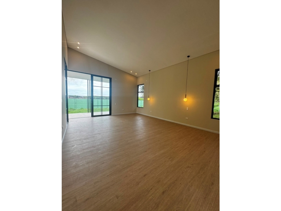 VENDO EXCLUSIVA CASA EN LAGUNA SECA — foto 2