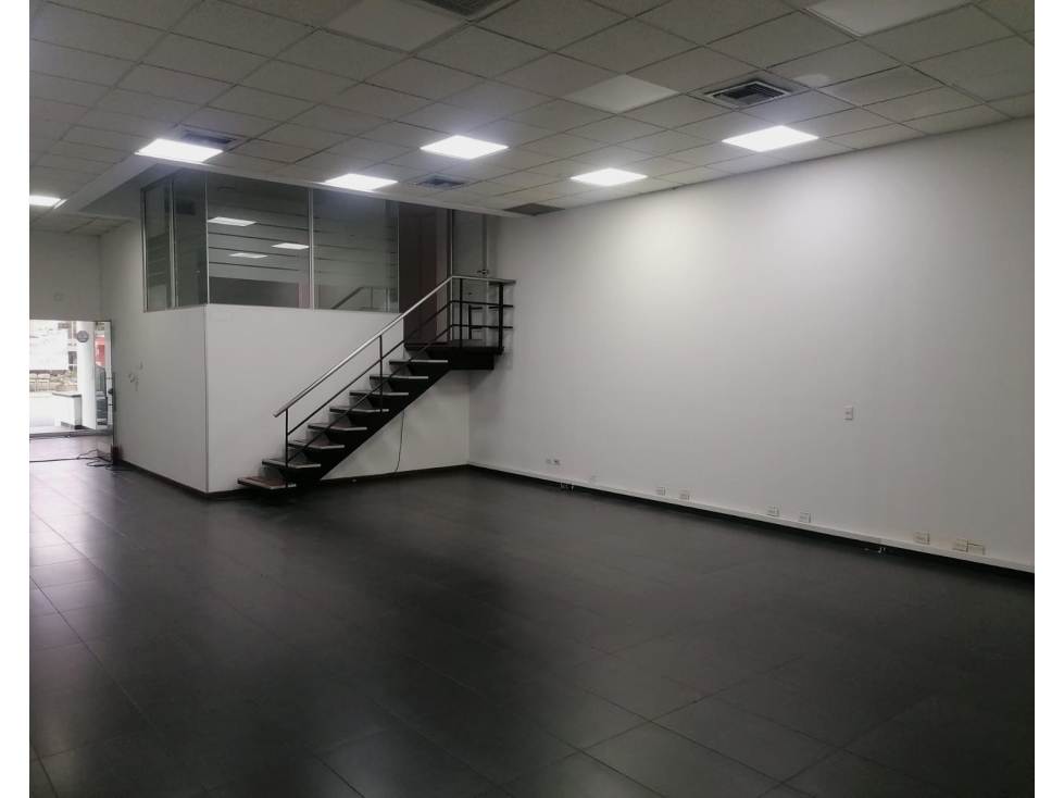 ALQUILO LOCAL COMERCIAL SOBRE AVENIDA 6A