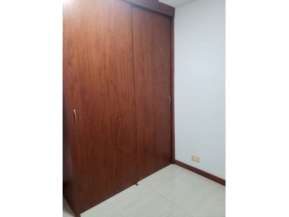 VENDO APARTAMENTO EN PRADOS DEL NORTE - BUENO MADRID — foto 5