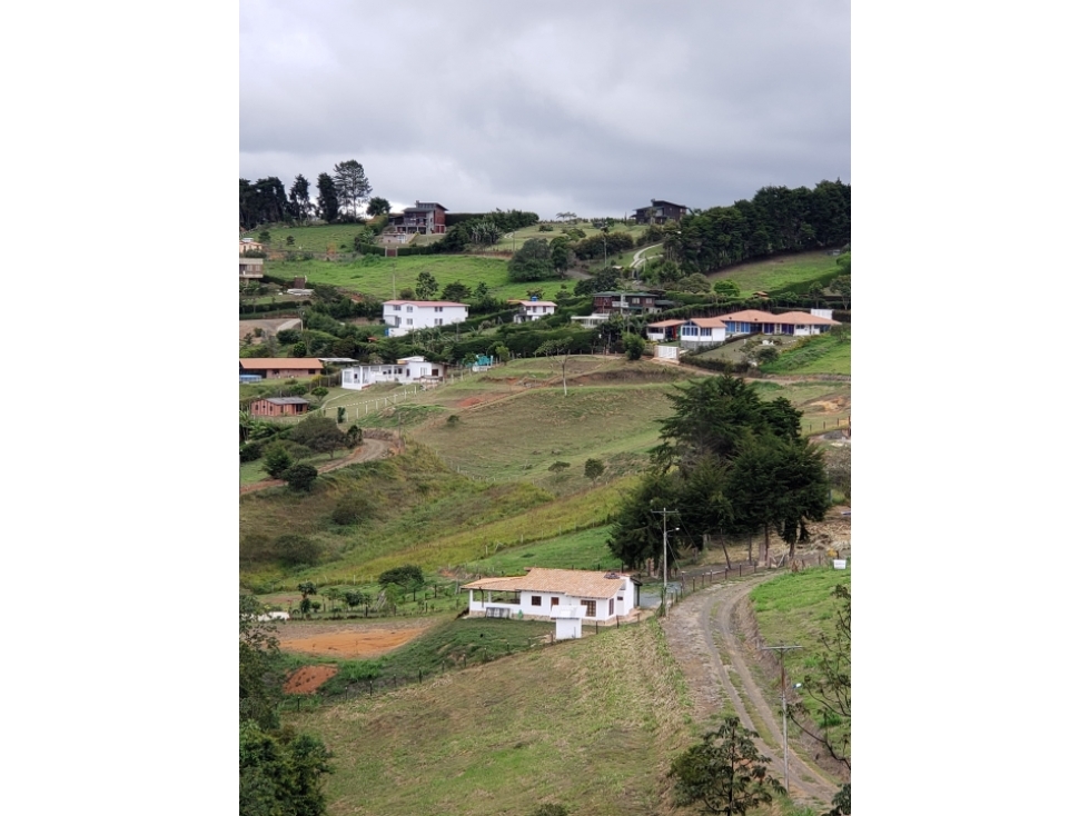 VENDO TERRENO EN CONDOMINIO CALIMA - DARIEN - 3