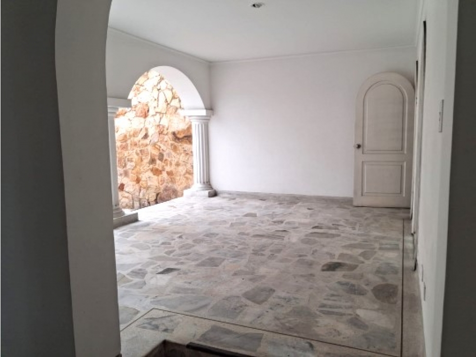 VENDO CASA EN ZONA COMERCIAL — foto 4