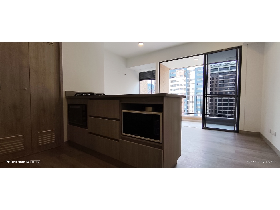 Arriendo apartamento Medellín Sector ciudad del Río. — foto 3