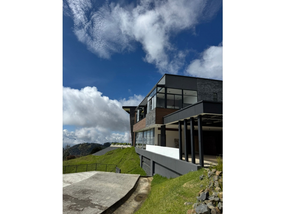 ESPECTACULAR MANSION PARA ESTRENAR — foto 4