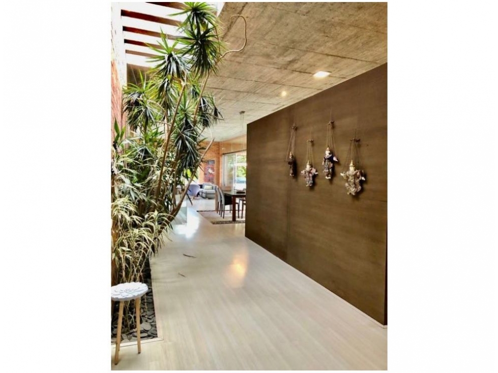 ESPECTACULAR CASA DE UN SOLO NIVEL CON PISCINA - VÍA LAS PALMAS — foto 6