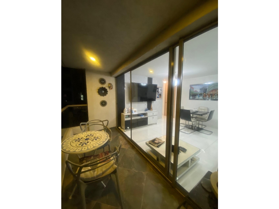 Arriendo apartamento amoblado Medellín sector Loma de los Bernal — foto 6