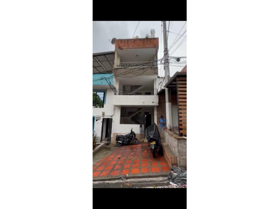vendo apto 2 piso, en Campo valdes