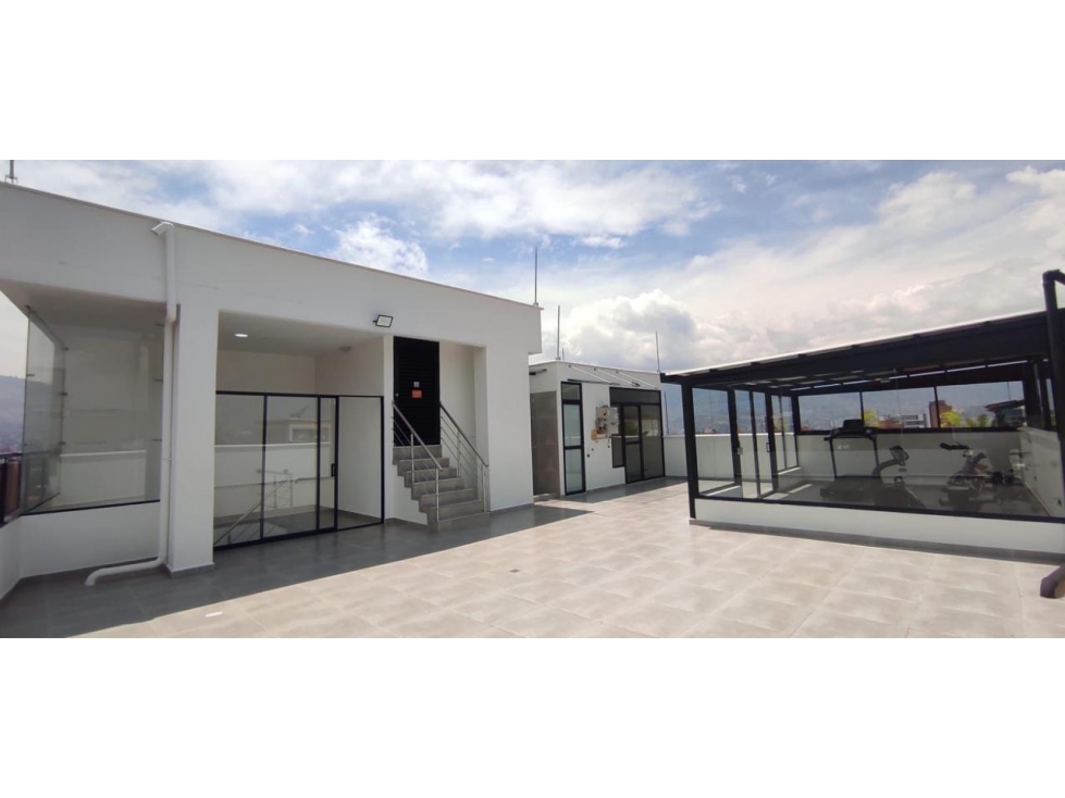 Apartamento La Castellana - Balcón y Edificio Inteligente 190 m²