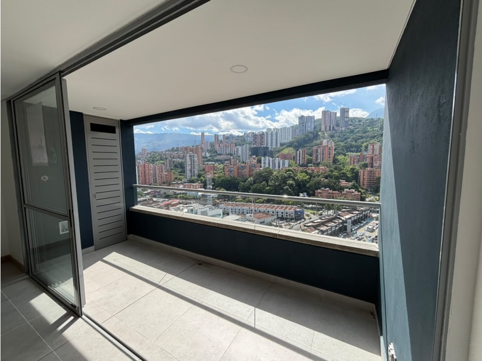 Apartamento 3 alcobas para estrenar en Ciudad del Río 105 m2