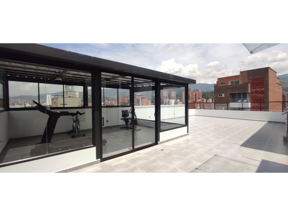 Apartamento La Castellana - Balcón y Edificio Inteligente 190 m² — foto 2