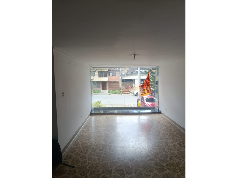 VENTA CASA UNIFAMILIAR 2 NIVELES AREA 257 m2 LAURELES NOGAL — foto 4