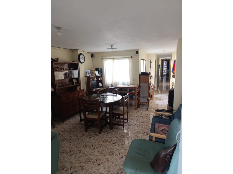 vendo apto 3 piso, Campo Valdes, con terraza para construir 2 pisos — foto 3