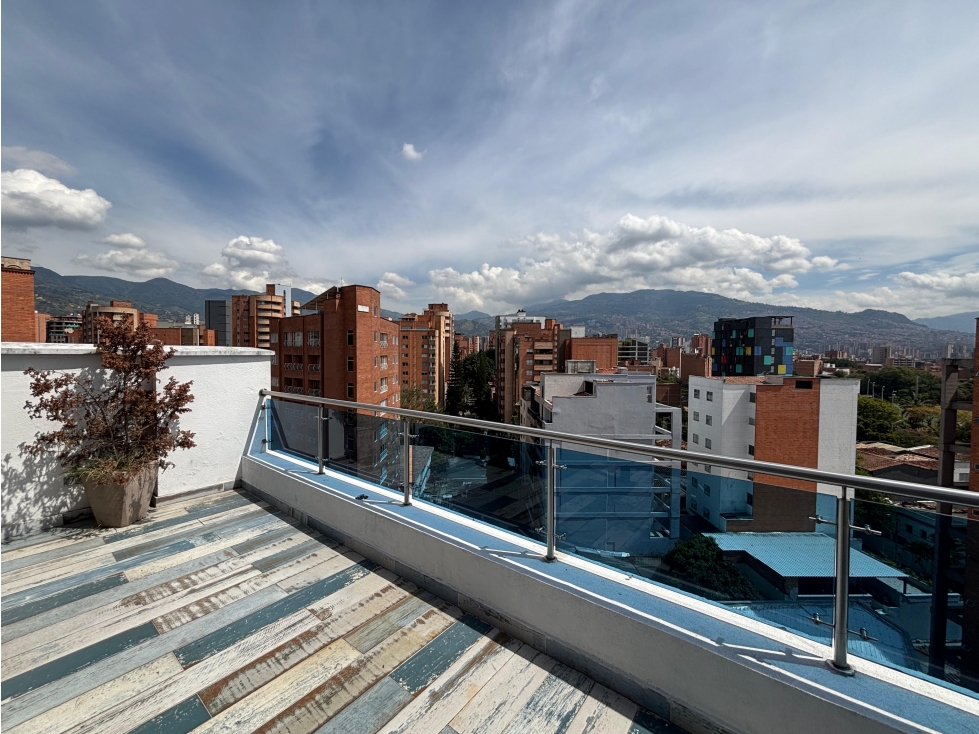 Vendo apartamento dúplex de Lujo en Laureles con terraza privada — foto 3