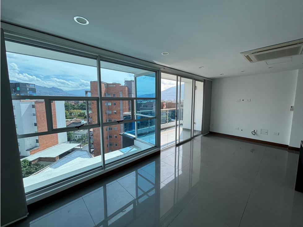 Vendo apartamento dúplex de Lujo en Laureles con terraza privada — foto 4