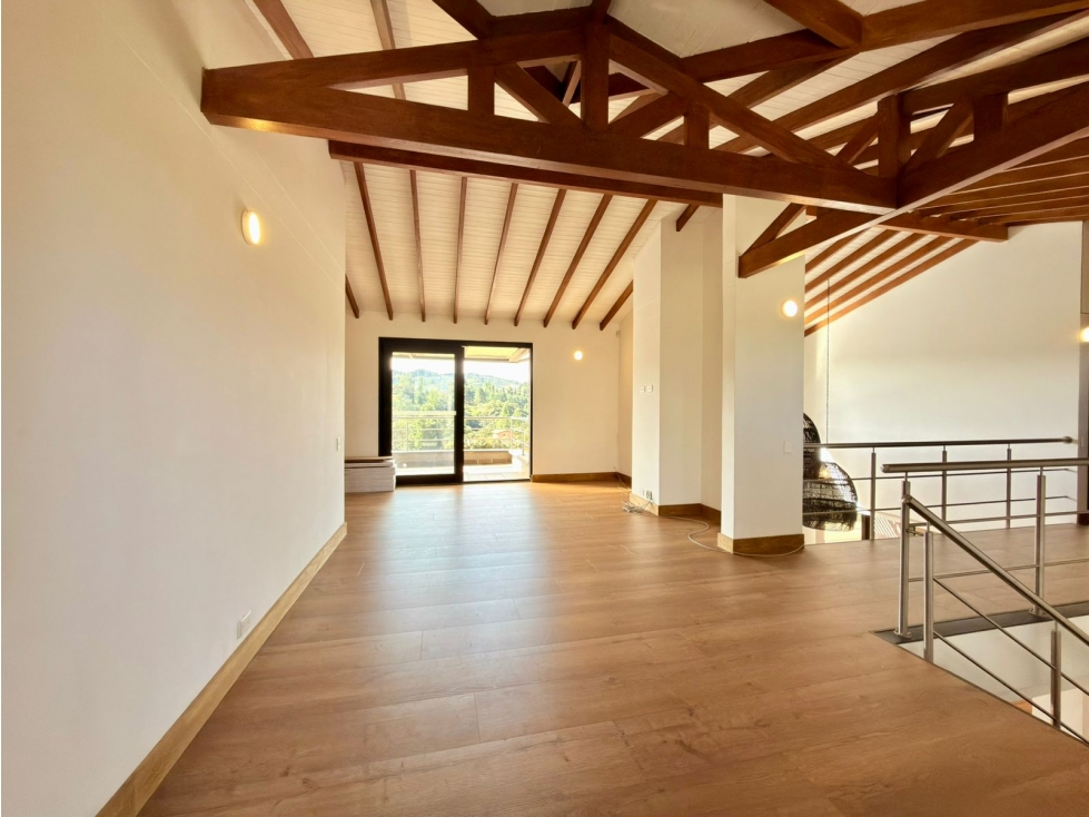 Casa Campestre en altos de palmas