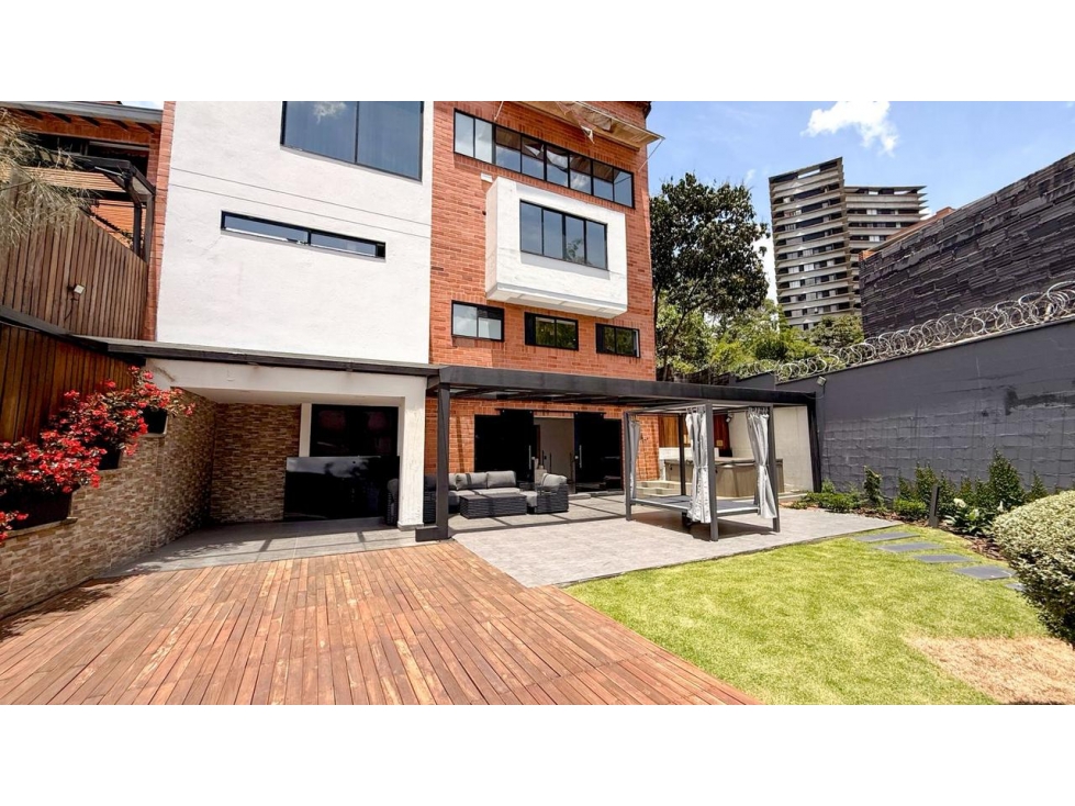 CASA DE LUJO EN VENTA