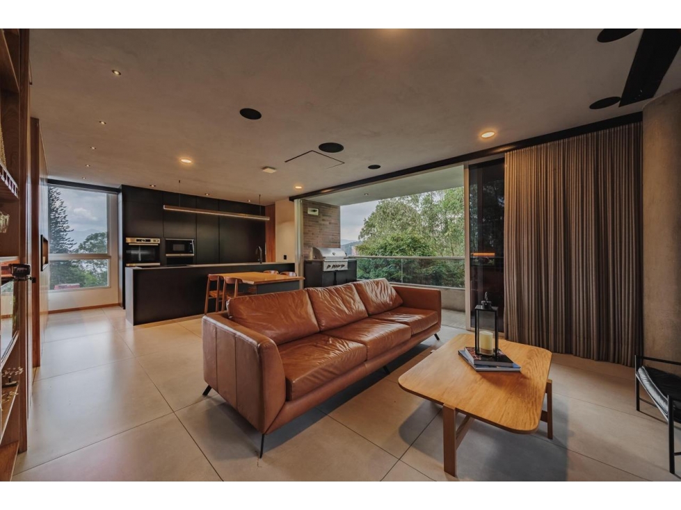 Apartamento lujoso en el poblado cola de zorro