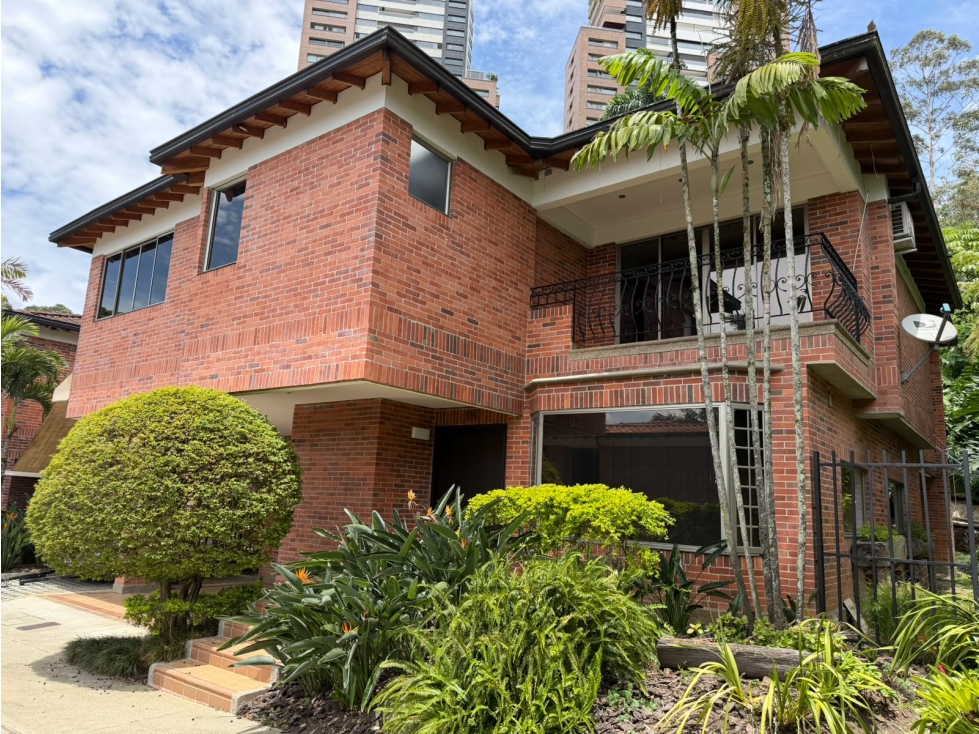 VENTA DE CASA COLA DEL ZORRO