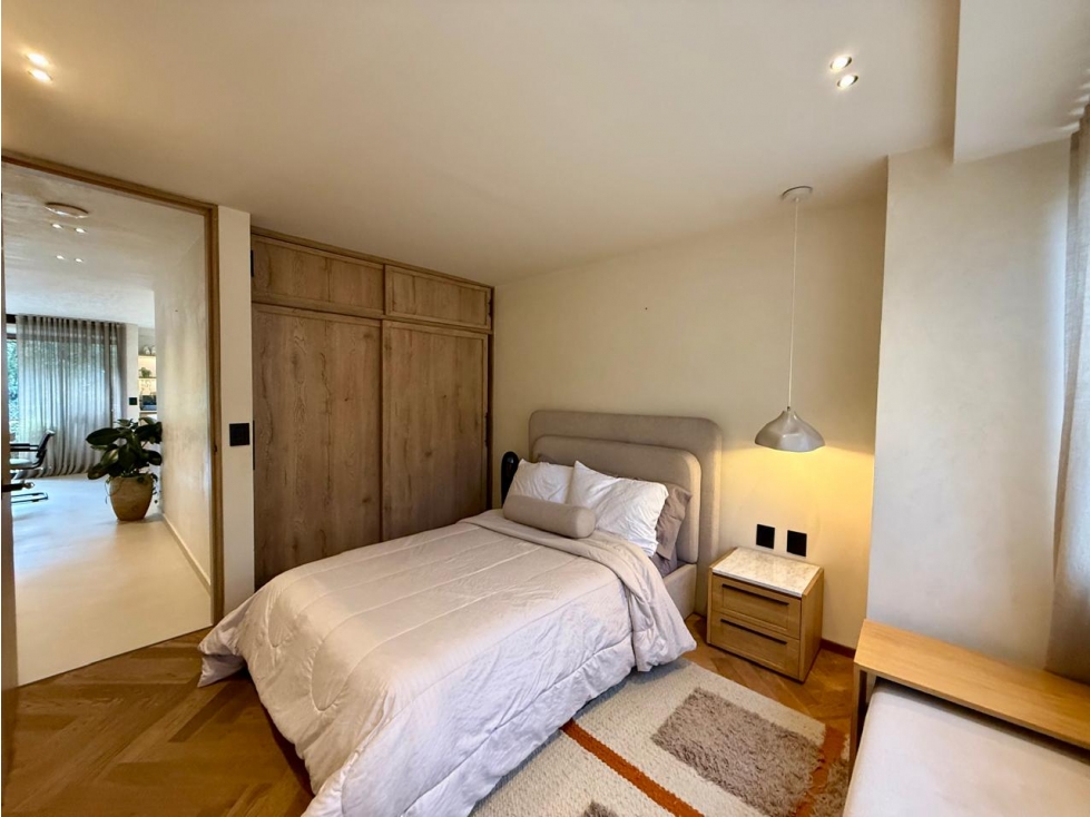 Apartamento remodelado en el Poblado - san lucas — foto 2