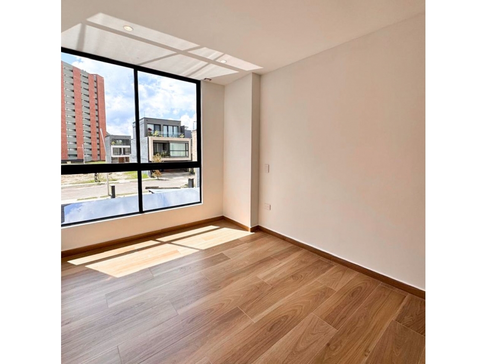 Casa en Venta en Nattura, Rionegro | 253 m² y 5 Habitaciones — foto 3