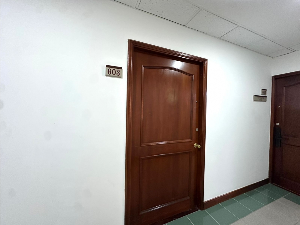 Oficina en Venta y Arriendo en La Aguacatala 40 m² - 6