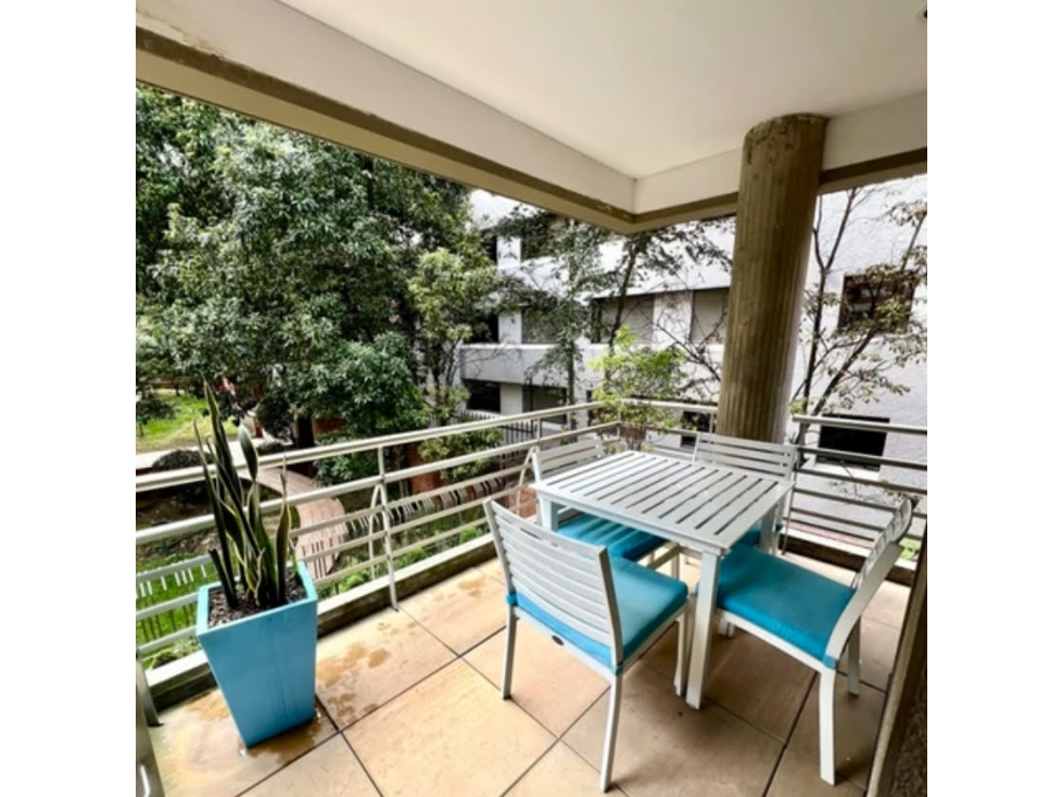 VENDO EXCLUSIVO APARTAMENTO REMODELADO EN LA CABRERA — foto 6