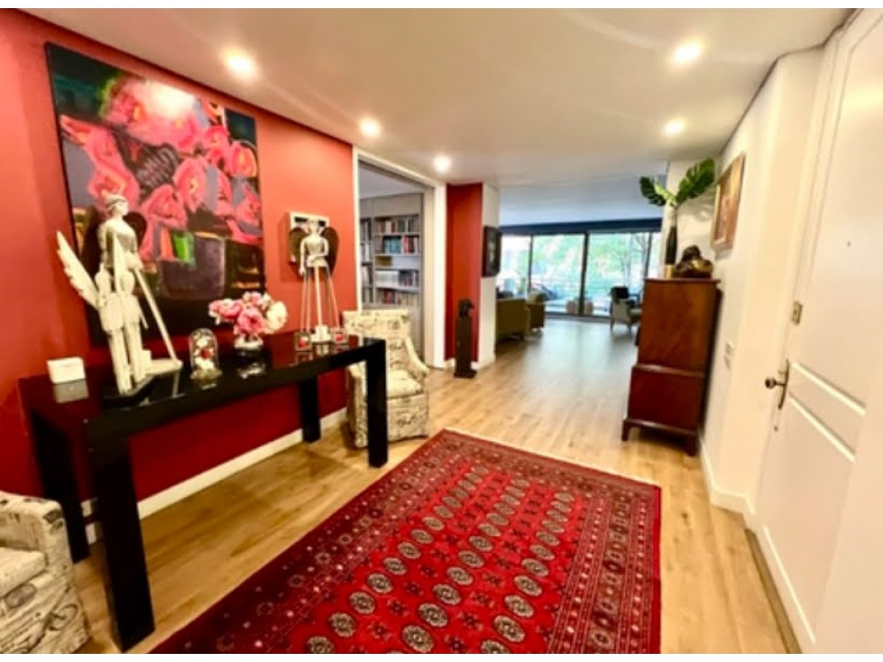 VENDO EXCLUSIVO APARTAMENTO REMODELADO EN LA CABRERA — foto 5
