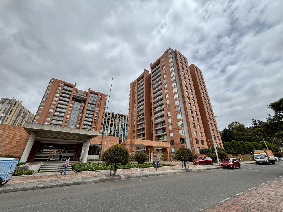 VENTA APARTAMENTO 195 m² CONJUNTO MONET, NORTE DE BOGOTA