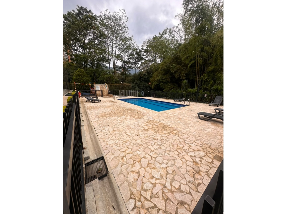 Apartamento en Loma de Benedictinos — foto 2