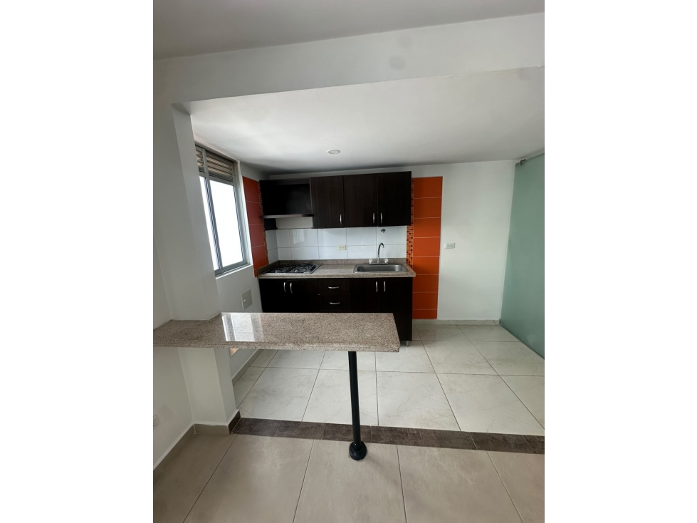 APARTAMENTO EN ALQUILER ZONA NORTE ARMENIA — foto 2