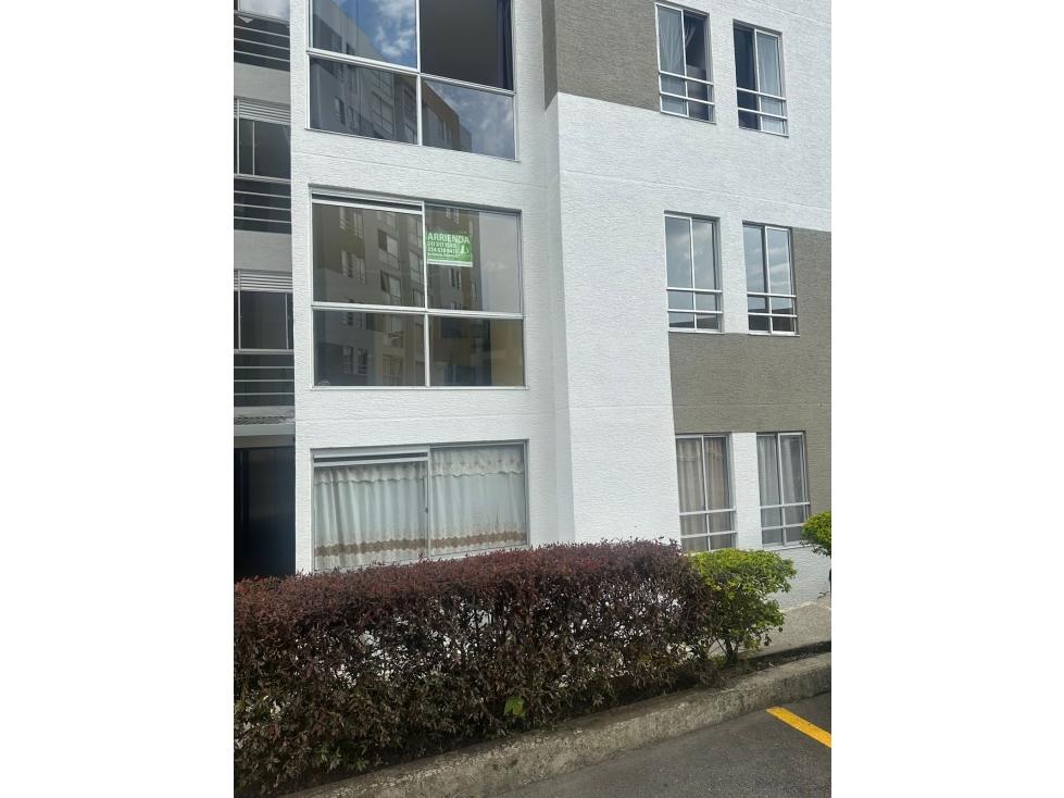 APARTAMENTO EN ALQUILER, SECTOR TRES ESQUINA, SUR ARMENIA