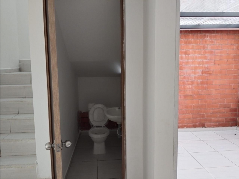 CASA EN ARRIENDO QUIMBAYA LA ROCHELA - 3