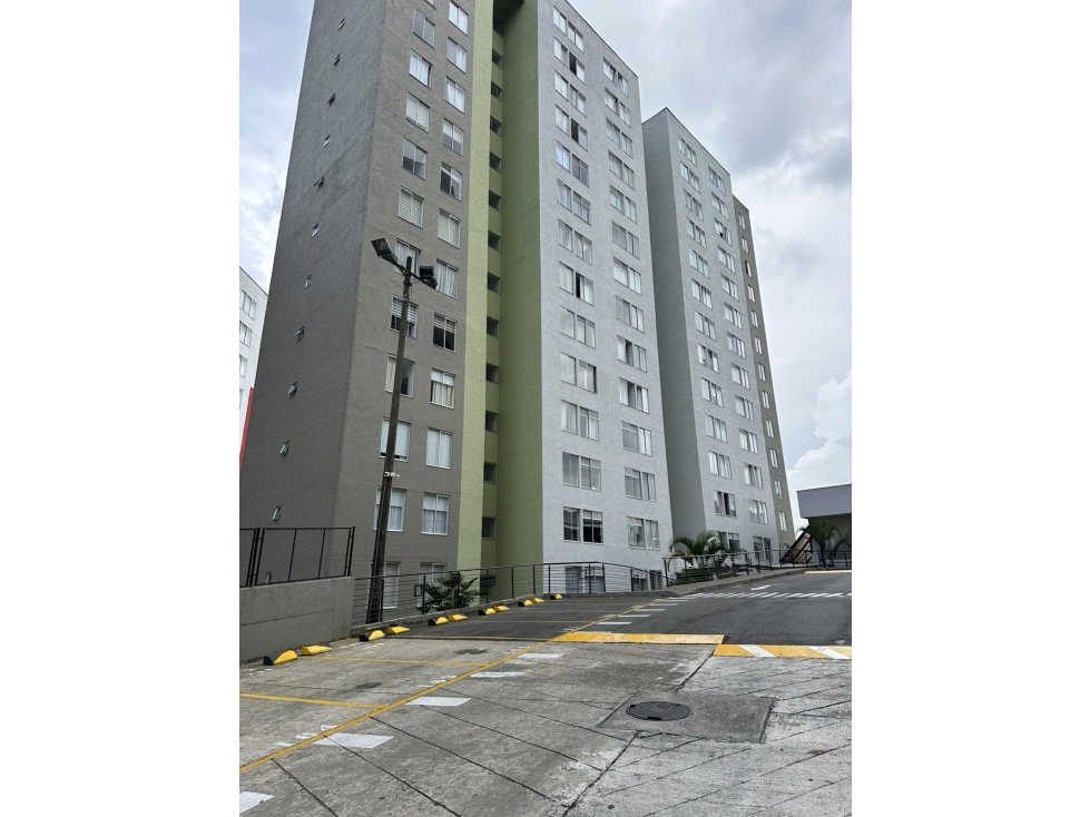 APARTAMENTO EN ALQUILER ORO NEGRO ZONA NORTE ARMENIA — foto 3
