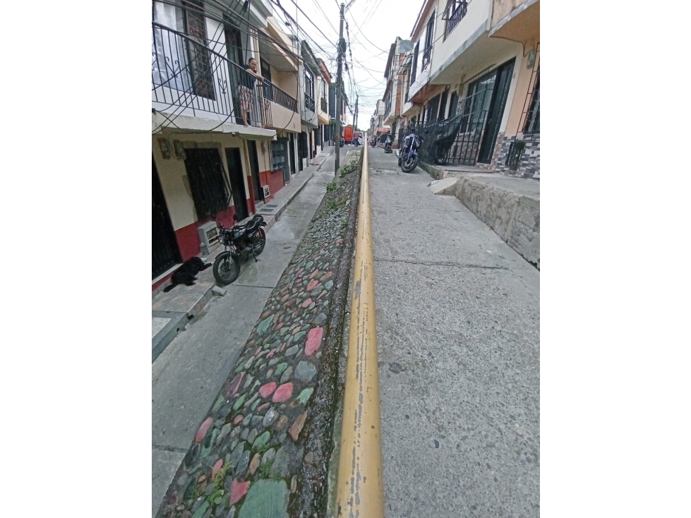 Casa Rentable con 2 Viviendas en Cuba La Albania Pereira — foto 3